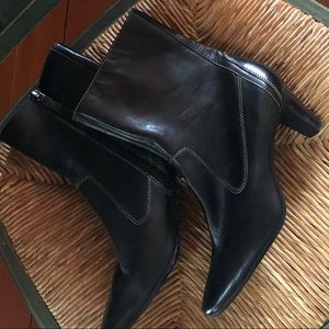 Circa Joan and David ankle boots